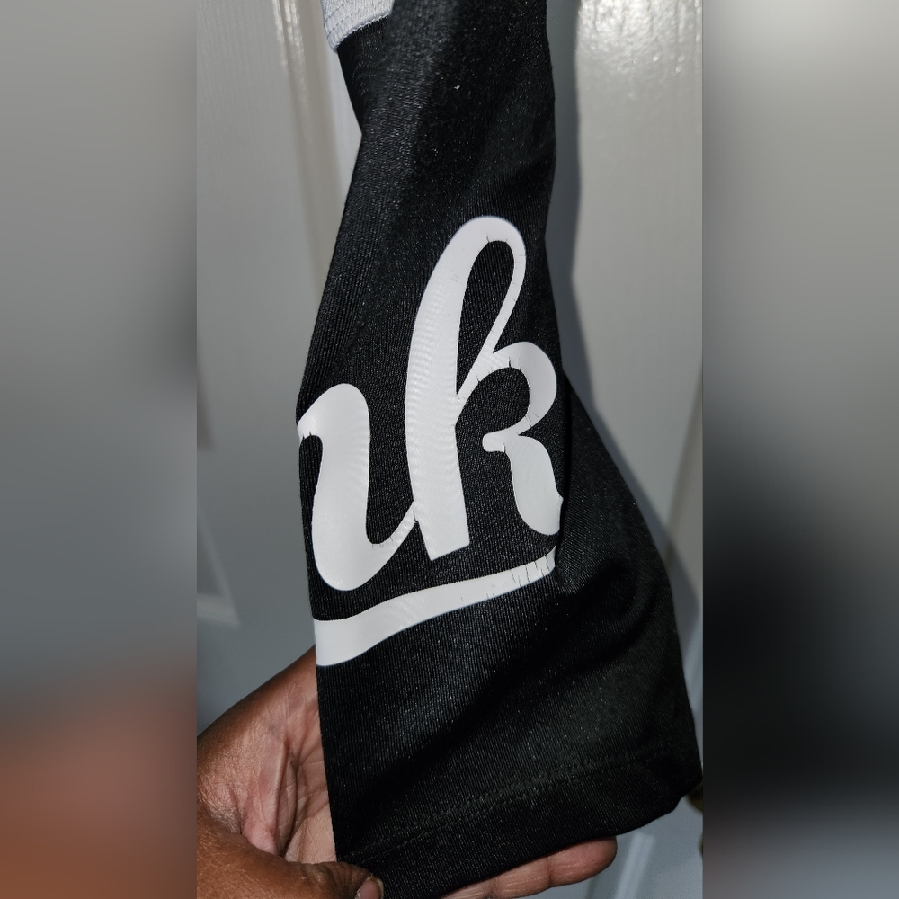 PINK ULTIMATE SPORTS LEGGINGS! - Picture 5 of 8